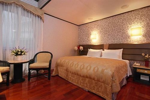 Pink Lotus Hotel Тайбэй Экстерьер фото