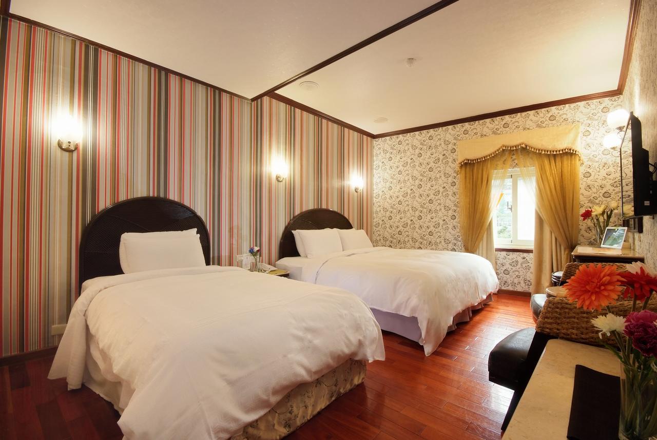 Pink Lotus Hotel Тайбэй Экстерьер фото