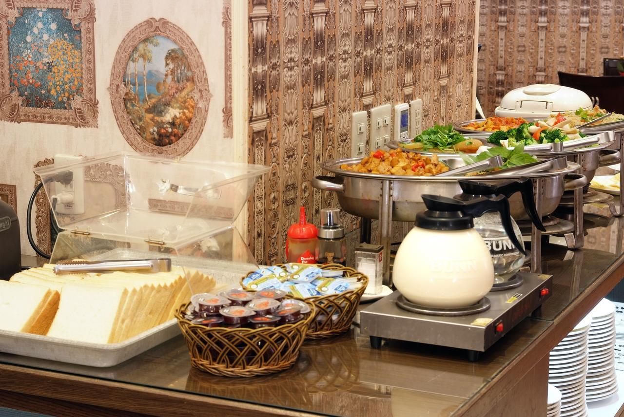 Pink Lotus Hotel Тайбэй Экстерьер фото