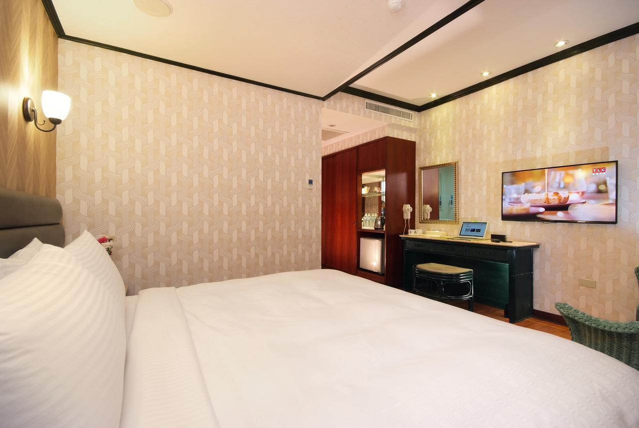 Pink Lotus Hotel Тайбэй Экстерьер фото