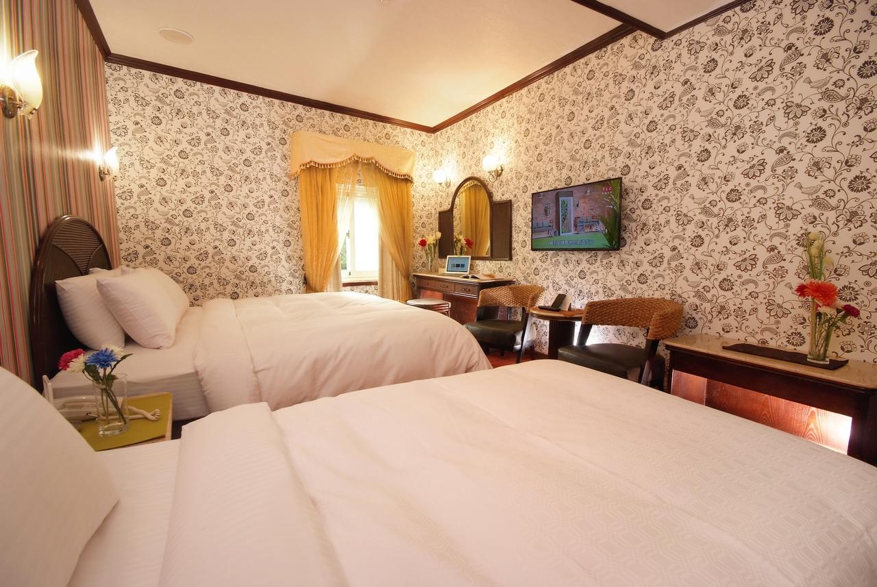 Pink Lotus Hotel Тайбэй Экстерьер фото